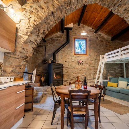 Petite Maison Pleine Nature La Bastide-Pradines 外观 照片