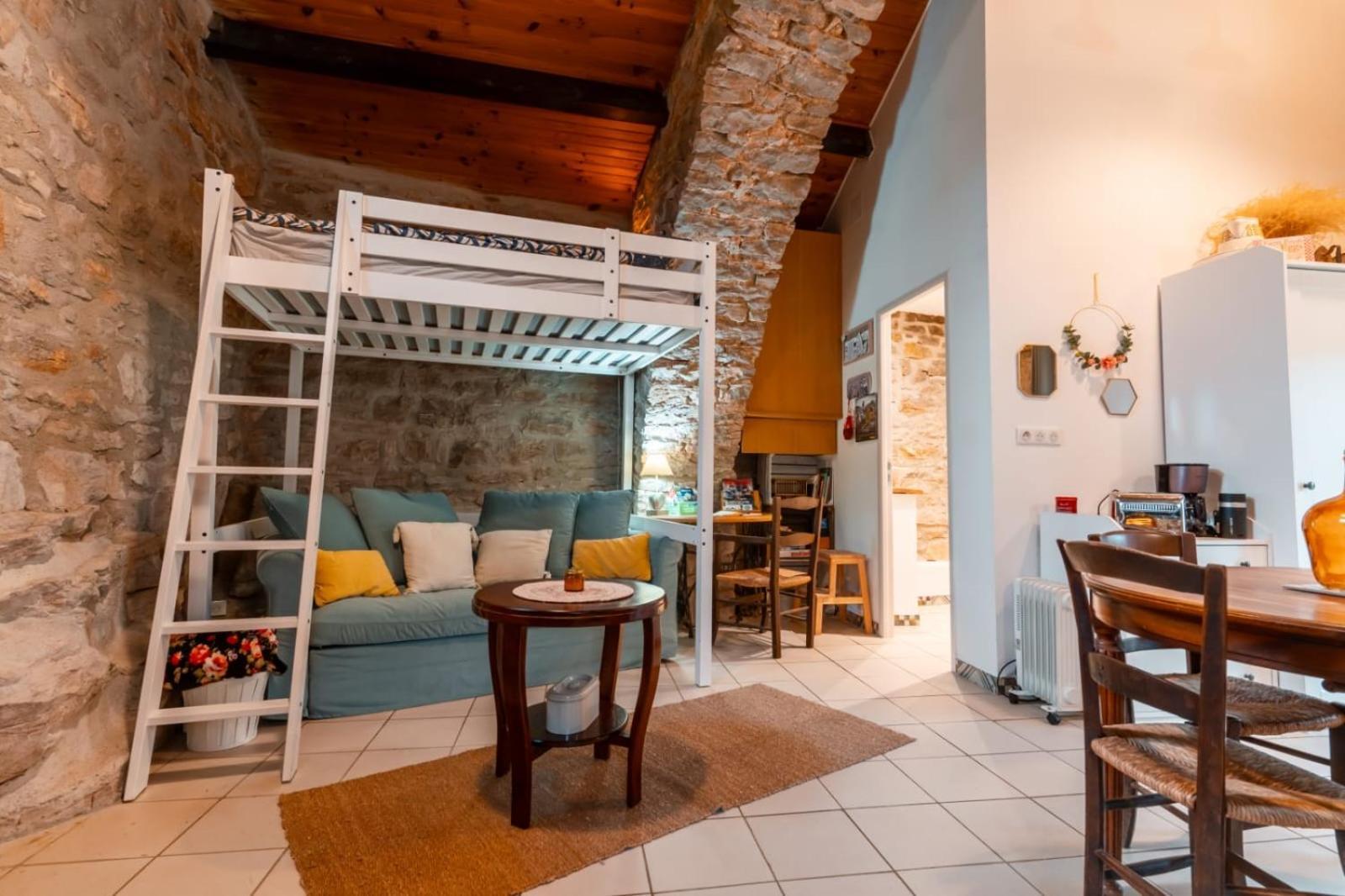 Petite Maison Pleine Nature La Bastide-Pradines 外观 照片